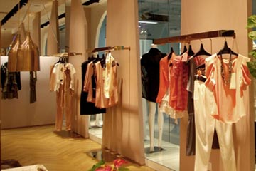 巴藜衣都-店铺形象图