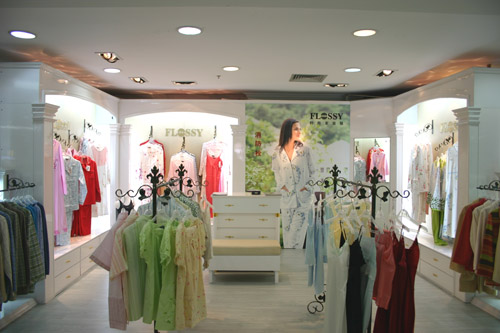 弗劳思家居服福州东百店铺展示