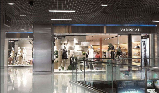 薰奈儿品牌女装2012店铺形象