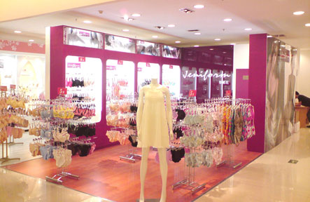 珍妮花时尚品牌内衣实体店铺图