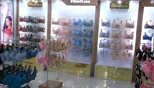 妮尔莉内衣专卖店形象图