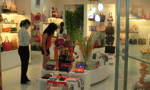 GMH品牌女包店面形象展示