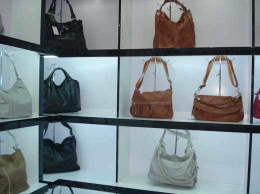 私语空间店面形象展示