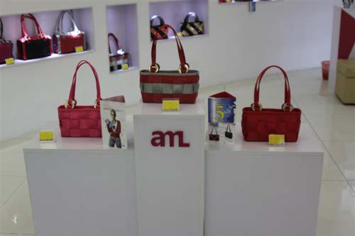 艾米利亚终端店面形象展示