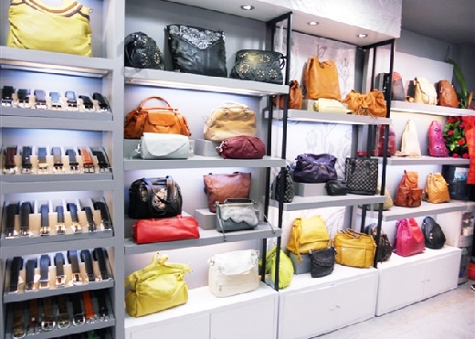 半坡饰族店面形象展示