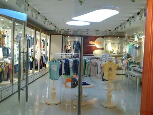 酷比乐童装店面形象图