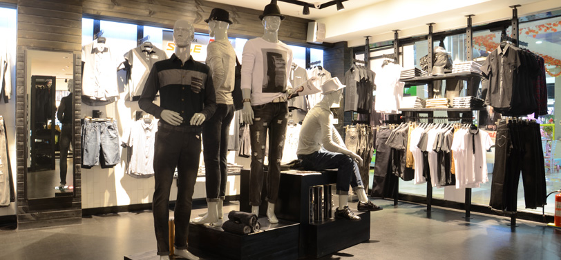 战狼世家店面形象