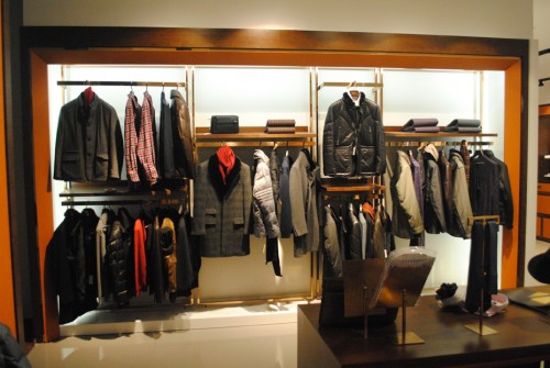 沙驰国际男装店铺展示