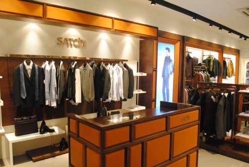 沙驰国际男装店铺展示