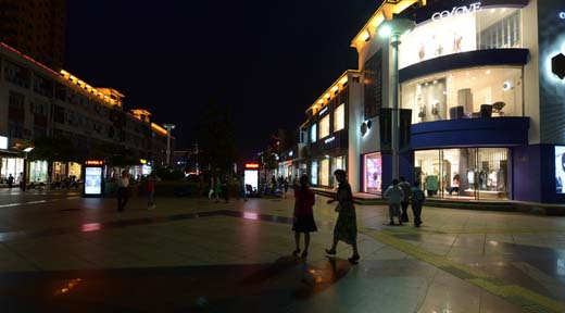 芭蒂娜店面形象展示