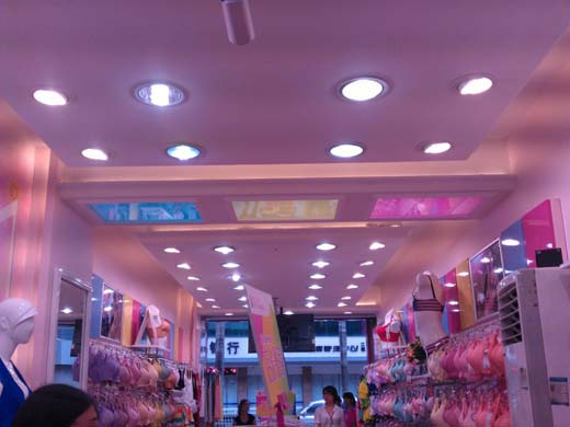  沙井内衣加盟店