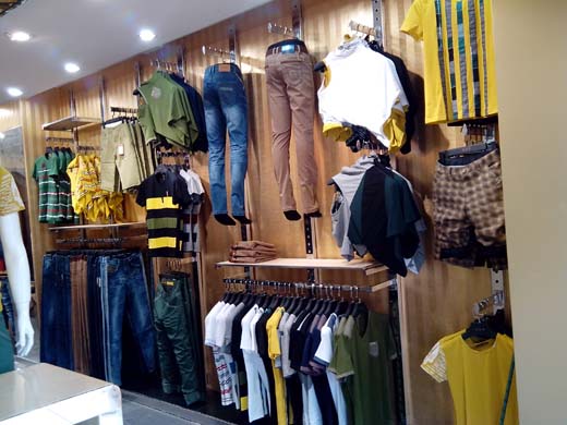 男主导店面形象图展示