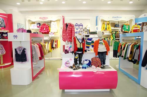 杰米兰帝童装终端形象图