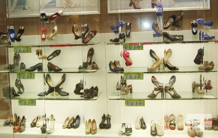 北京市顺义区新顺南大街18号新世界百货一层红科专柜