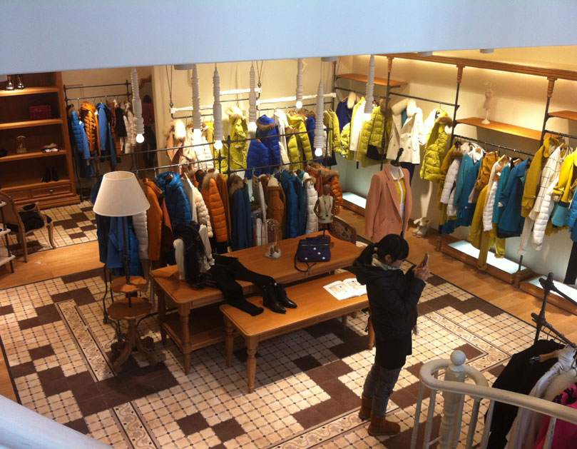 紫淑女装店面形象