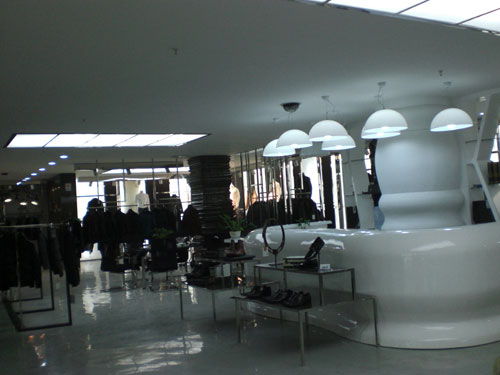 另一面男装店面展厅