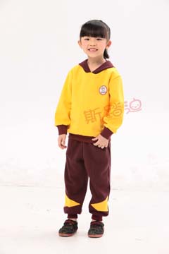 幼儿园园服2