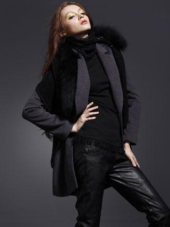 海嘉仕黑色毛领西装长款呢大衣新款上市