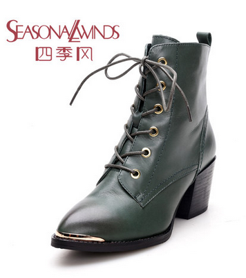 四季风2013秋冬新款小牛皮女靴中跟尖头骑士靴粗