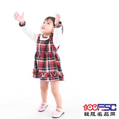 迪酷啦品牌婴童装