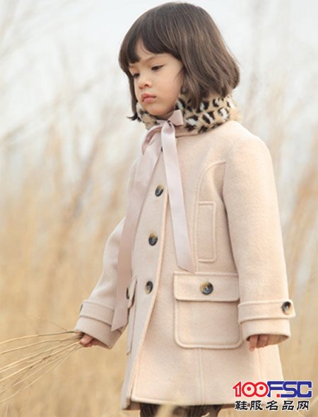 埃西豹纹的领子领口的蝴蝶结修饰小女童妮大衣