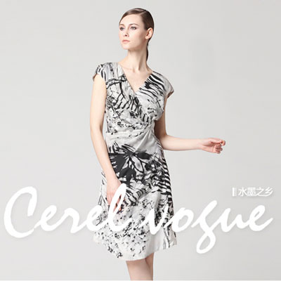 卡雷尔2014夏季新品中国风水墨印花抓褶V领修身一步连衣裙