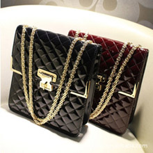 多力蒙春夏季新款亮面漆皮菱格方形链条包时尚女包