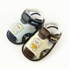 小猪丹尼乖乖熊软PU防滑底宝宝学步鞋凉鞋婴儿鞋宝宝鞋