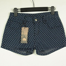 AKUALANI正品 显瘦包臀波点热裤短裤牛仔短裤