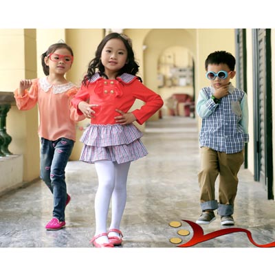 尼斯兔潮童装产品展示