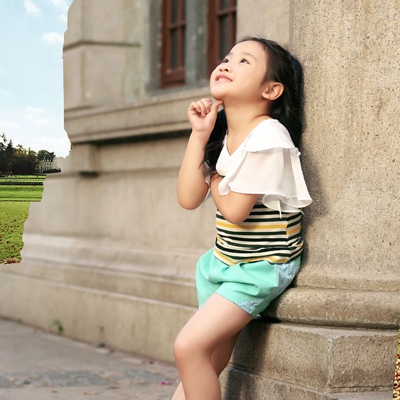 尼斯兔潮童装产品展示