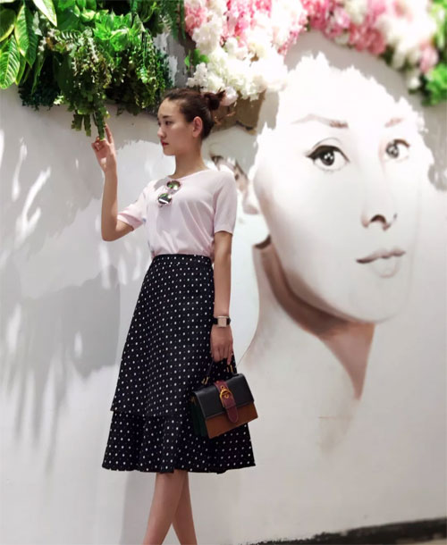 WEGOECAI文果怡彩 轻柔舒适的T恤、针织杉 穿出简约高级美!