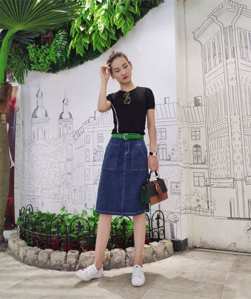 WEGOECAI文果怡彩 轻柔舒适的T恤、针织杉 穿出简约高级美!