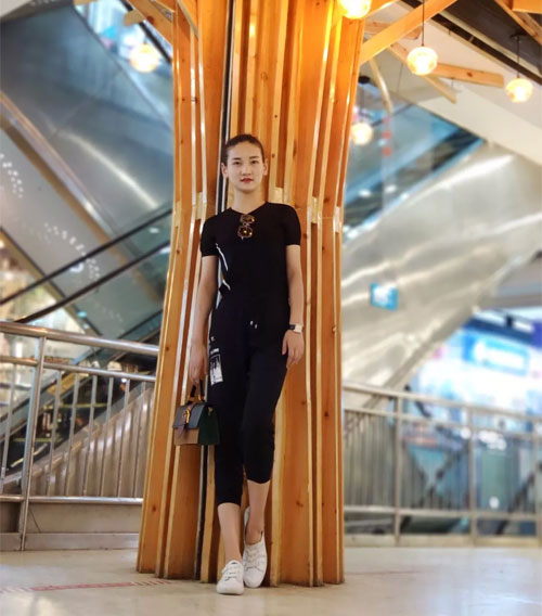 WEGOECAI文果怡彩 轻柔舒适的T恤、针织杉 穿出简约高级美!