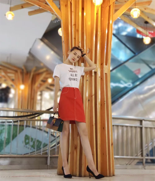 WEGOECAI文果怡彩 轻柔舒适的T恤、针织杉 穿出简约高级美!