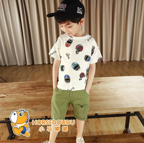 换上小马嘟嘟品牌童装 做一个清新萌娃！