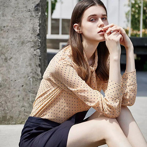 不知道波点服装怎么穿 快来沙与沫get时尚穿搭