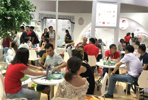 燃情7月 卓儿婴幼外服成功C位出道!