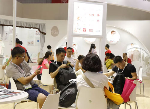 燃情7月 卓儿婴幼外服成功C位出道!