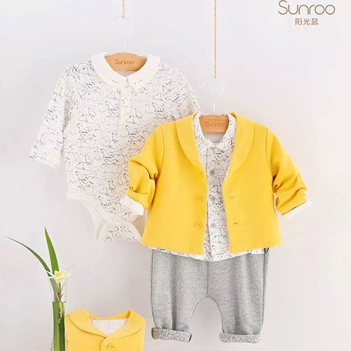 换季时，怎样给宝宝穿搭出层次感？（文末有礼）