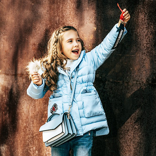 热烈祝贺暇步士童装河北廊坊万达店盛大开业!