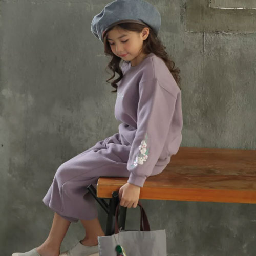 暖晞学会时髦穿搭，分分钟Skr个时尚小达人······