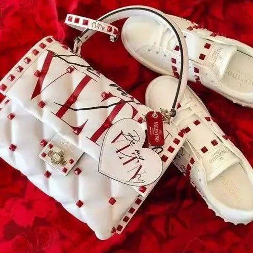 七夕迅速脱单指南，这份礼物“包”她满意