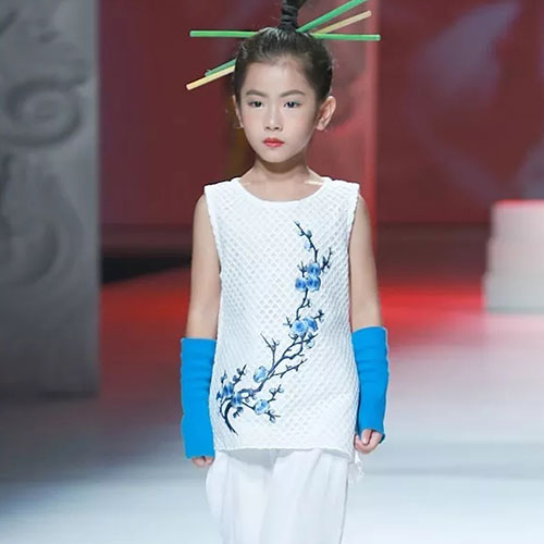 2018爱丽斯.陈|旗旗衣语·胡文伟—引爆时尚童装新潮流发布会