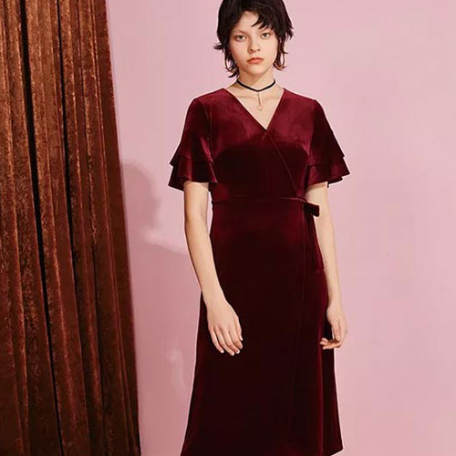 红色蔓延 被热情和炽烈萦绕的浪漫情怀……