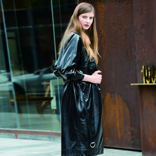 文果怡彩十一小长假美装出行 让你“衣游”未尽