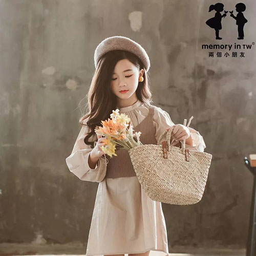 【MEMORY IN 秋日物语】裙衫的别样生活，邂逅初秋的暖意