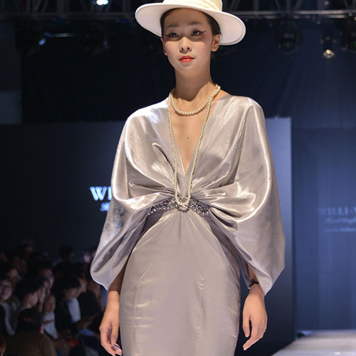 宁波国际时装周:WILLI.W & Saling·Shadow影高定婚纱秀 宁波国际时装周:WILLI.W & Saling·Shadow影高定婚纱秀