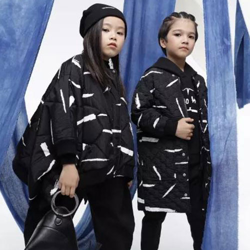 久久童装 多功能外套,随心而“变”,玩转冬日时尚! 久久童装 多功能外套,随心而“变”,玩转冬日时尚!