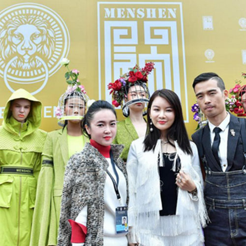 上艺芭莎携手MENSHEN门神 惊艳中国国际时装周